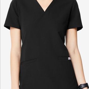 FIGS black Casma Top (2 of them)